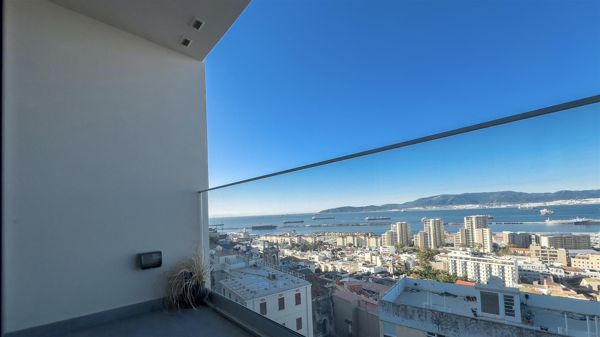 Image of Apartment - 3 Bedrooms - 2 Bathrooms for Rental in Arengos Gardens-Gibraltar, Image 3